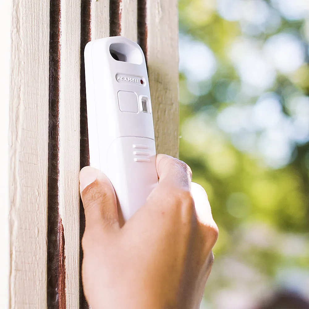 AcuRite Wireless Thermometer with Digital Display for Indoor/Outdoor Temperature and Humidity Measurements - White
