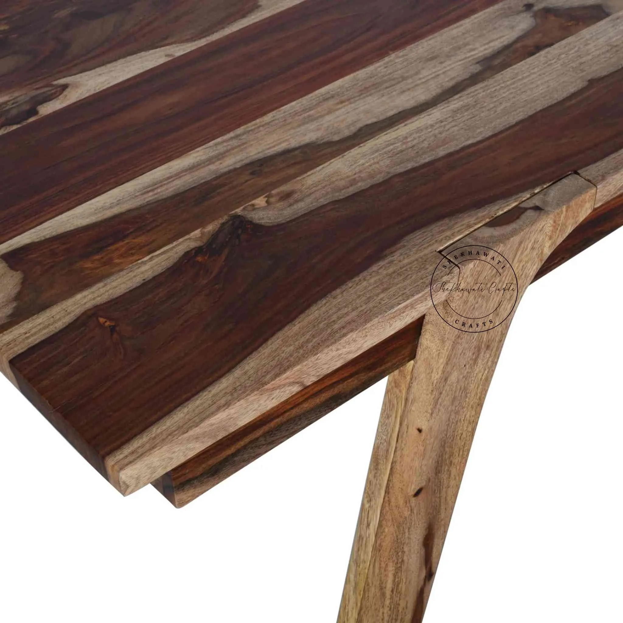 Ava Dining table