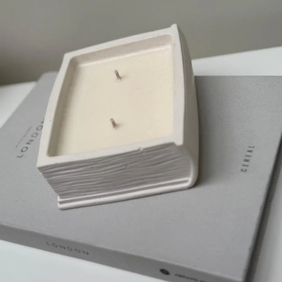 CHAPTERS OF LIGHT Artisan Book Candle