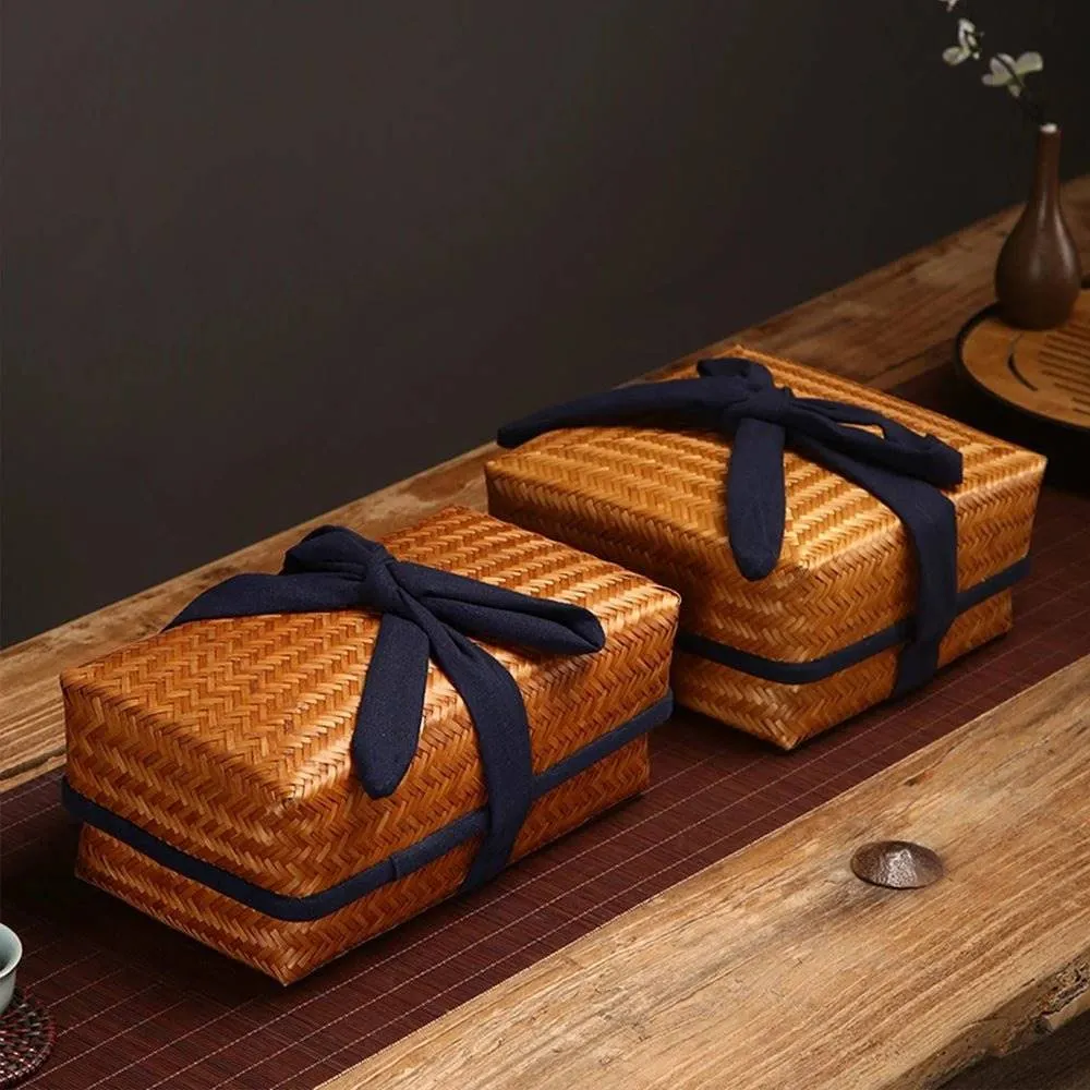 Chic Bamboo Retro Storage Box - Handcrafted Bamboo Collection Case