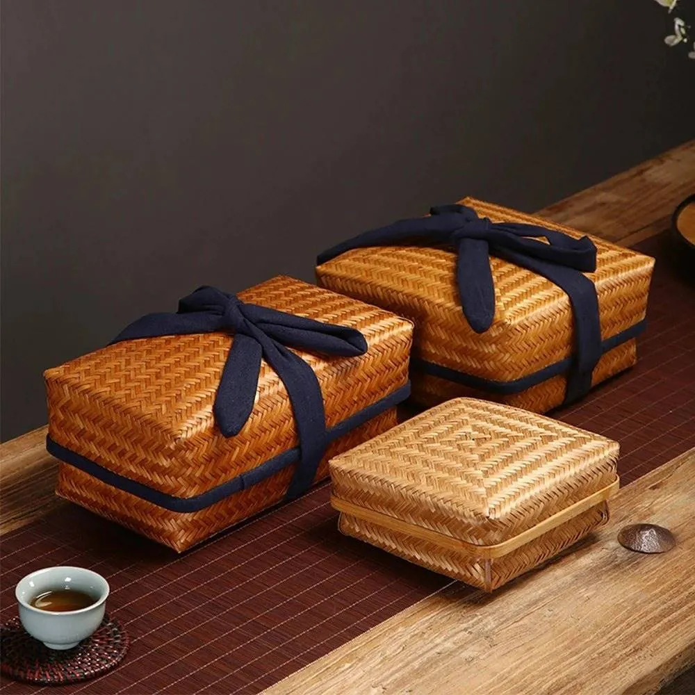 Chic Bamboo Retro Storage Box - Handcrafted Bamboo Collection Case