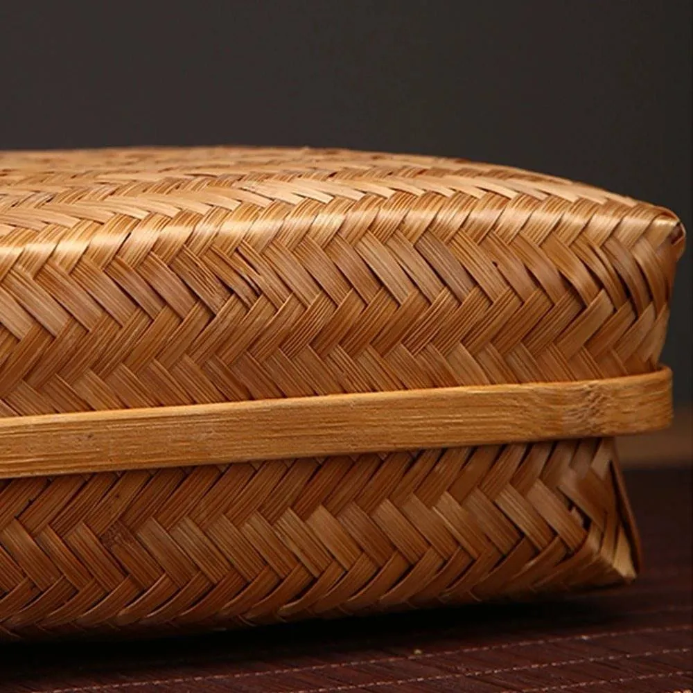 Chic Bamboo Retro Storage Box - Handcrafted Bamboo Collection Case
