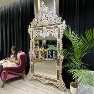 Deja Vu Mother of Pearl Syrian Mirror - Timeless Elegance and Artistry