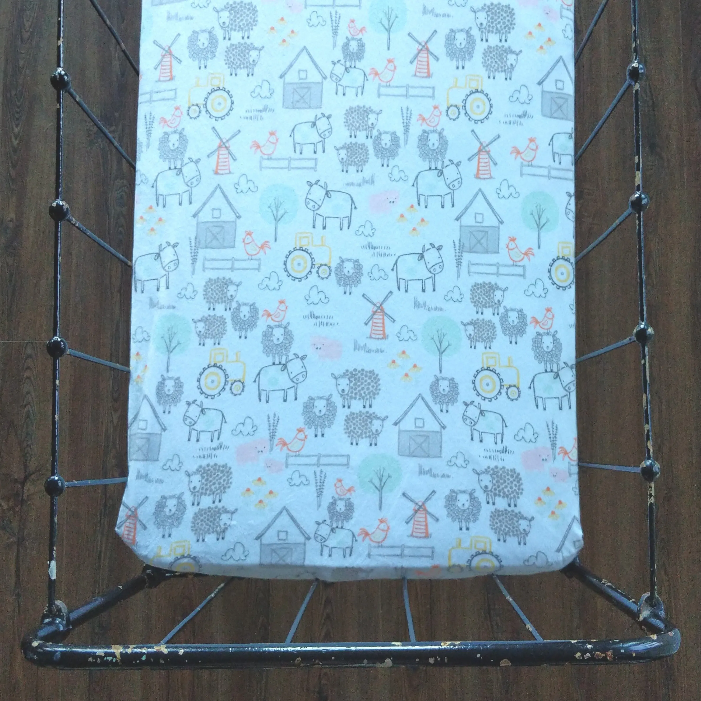 E-I-E-I-O aka "The Lynden" Crib Sheet