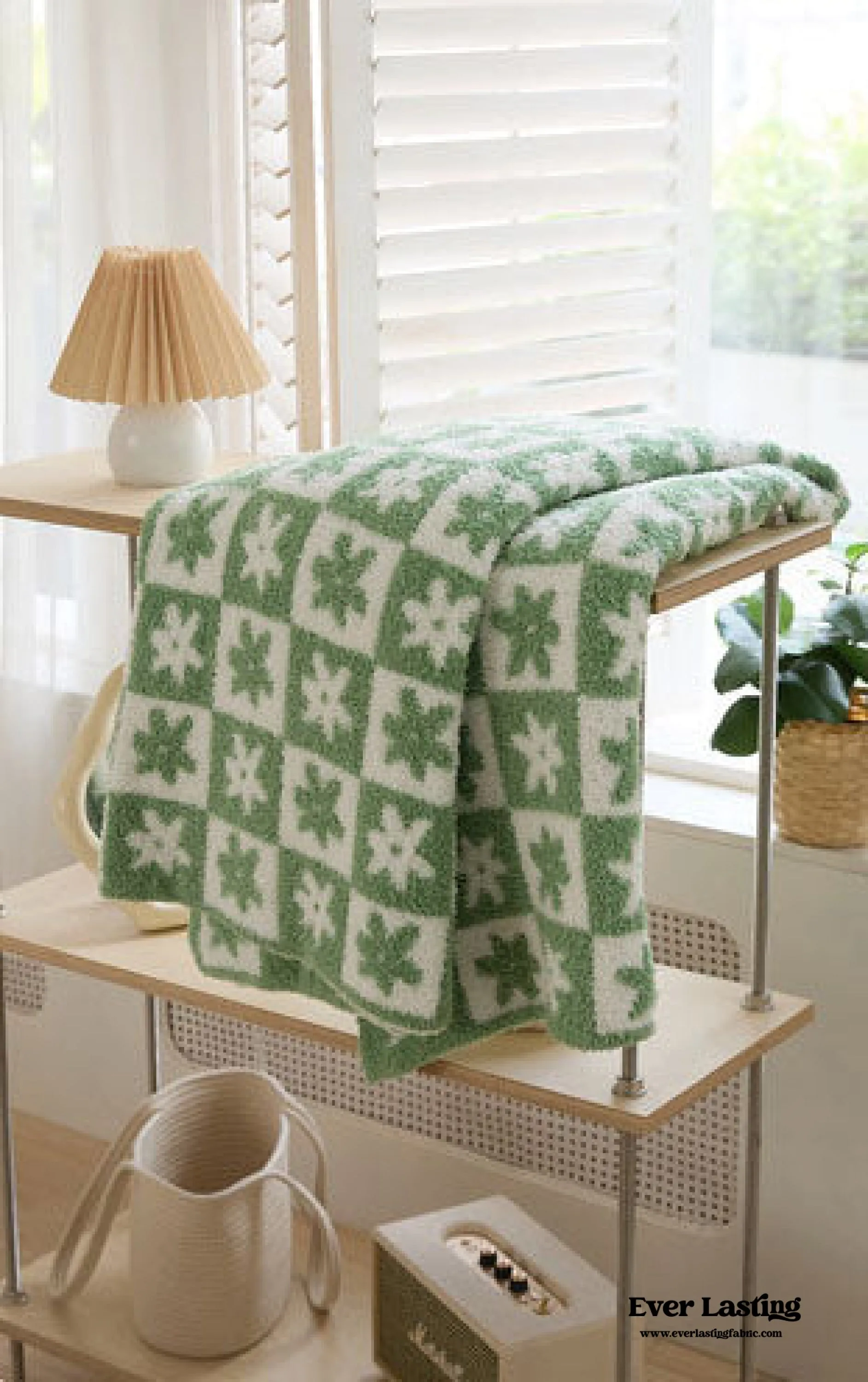 Floral Checker Blanket / Green