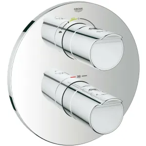 Grohe Chrome Grohtherm 2000 Thermostat with integrated 2-way diverter
for bath or shower with more than one outlet