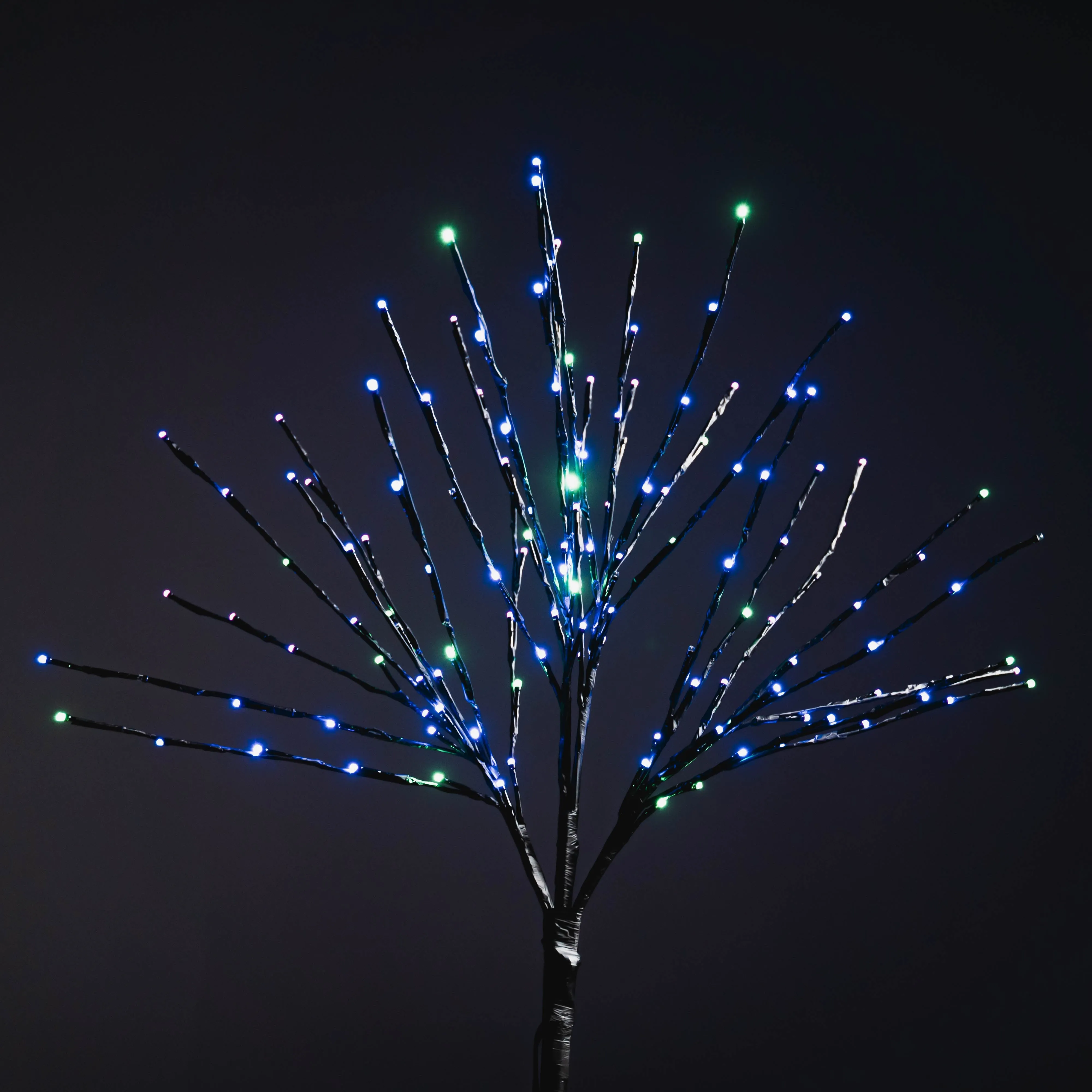 LED 36" Glimmer Spray - Halloween Goblin - Purple w/Green twinkle