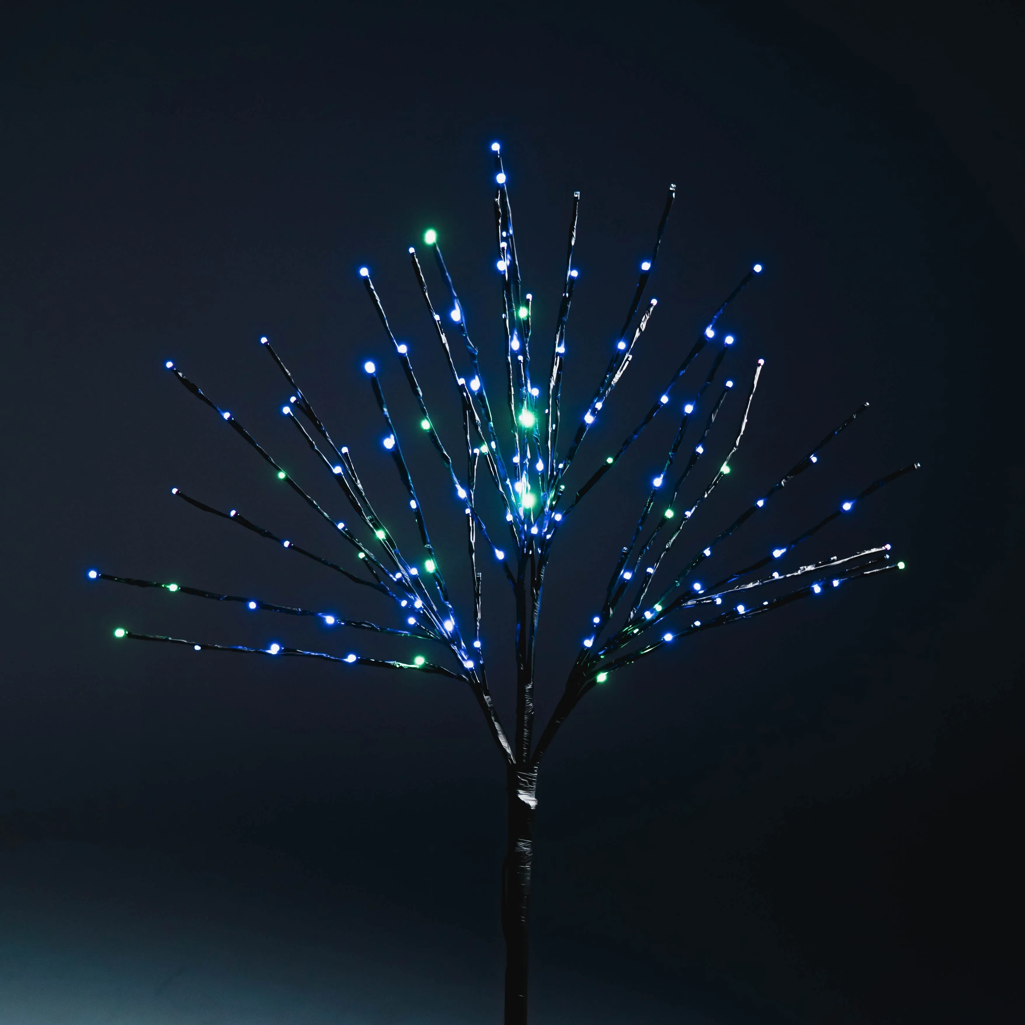 LED 36" Glimmer Spray - Halloween Goblin - Purple w/Green twinkle