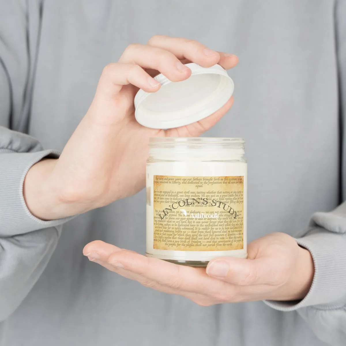 Lincoln's Study Scented Candle, 9oz
