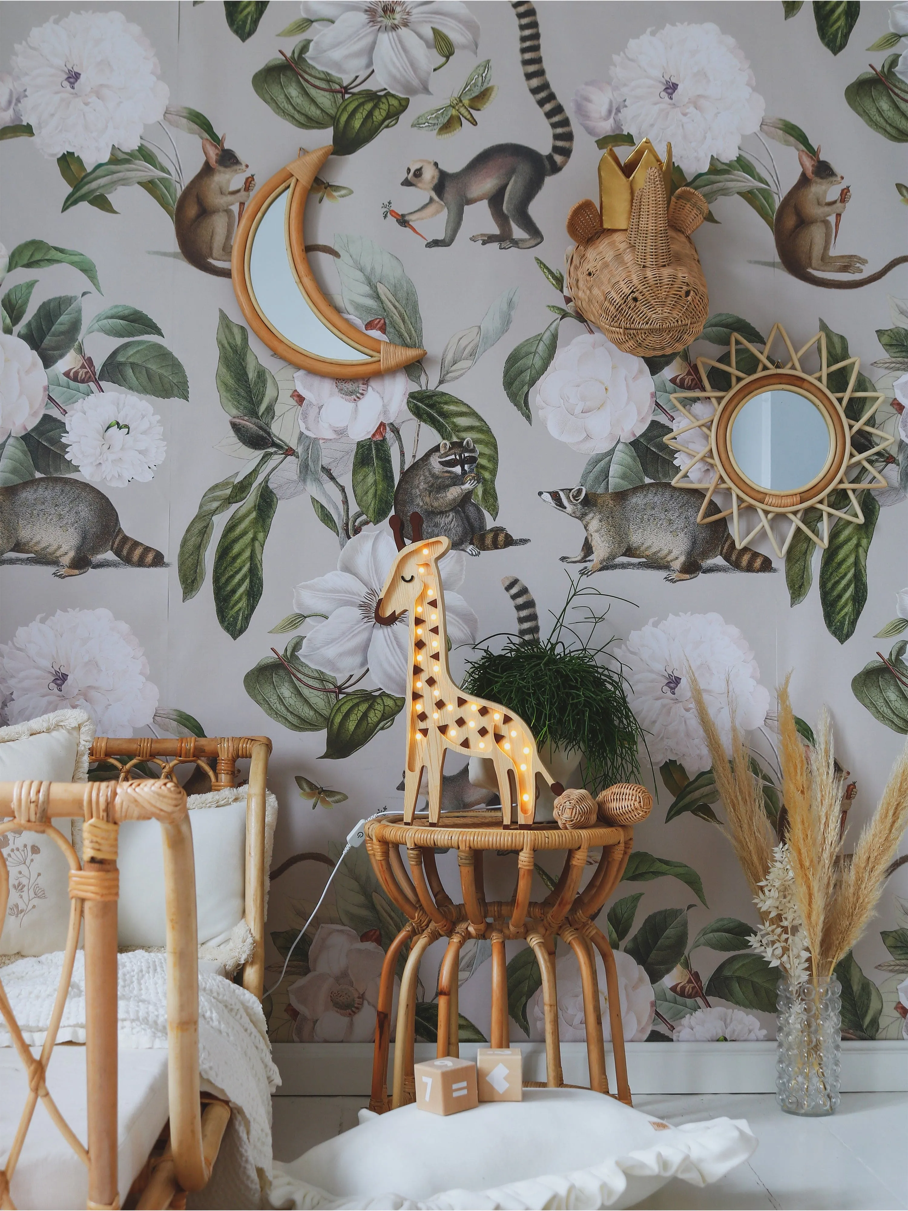 Little Lights Giraffe Lamp in Beige (46x23x5.5 cm)
