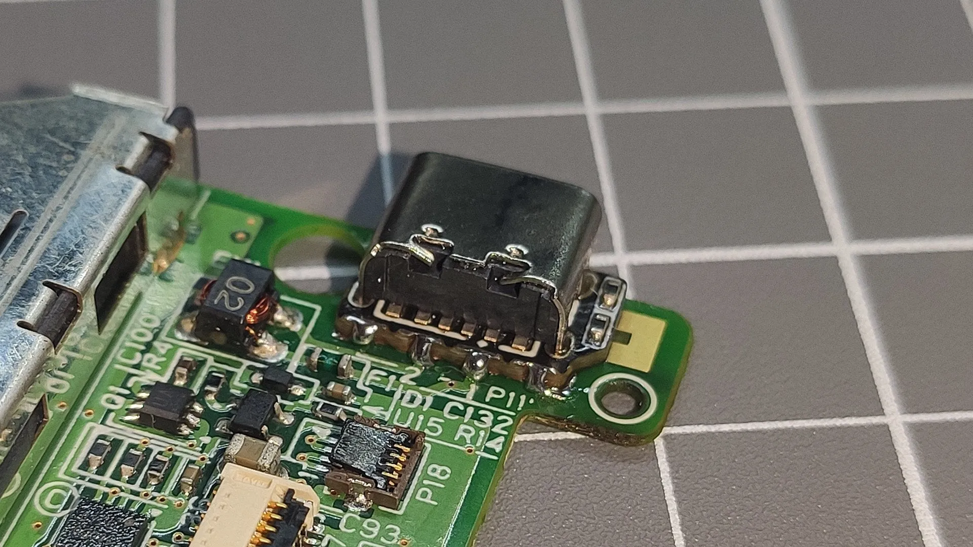 Nintendo DSi USB-C