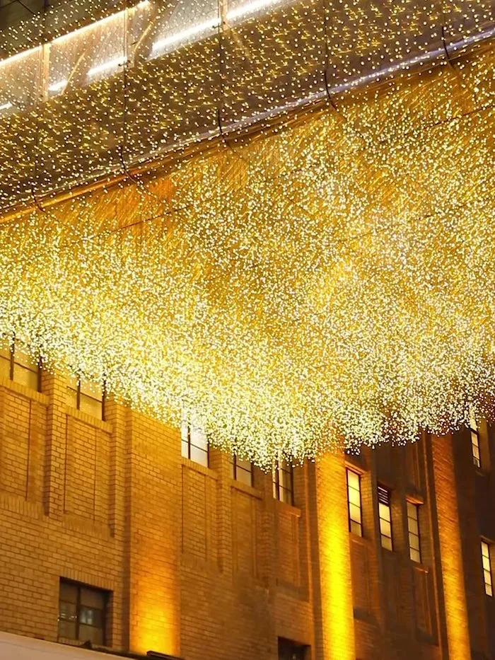 Quntis 50m (164FT) Outdoor Waterproof Xmas Curtain String Lights – IP44, 0.6m Drop, Perfect for Garden, Patio, Facade & Event Decor