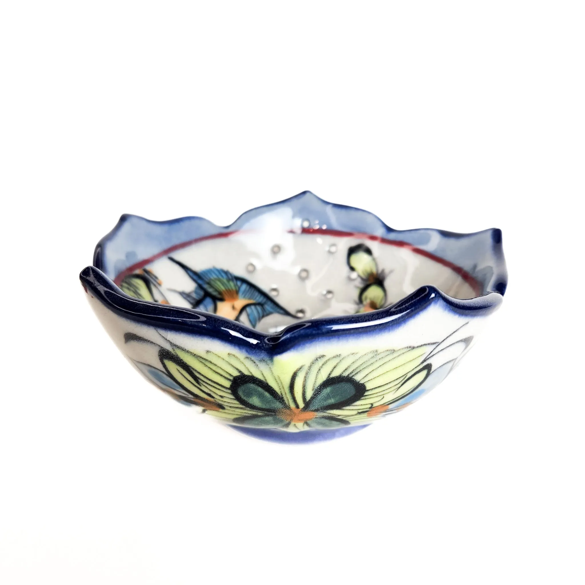 Vibrant Guatemalan Stoneware Berry Bowl: Eco-Friendly and Stylish